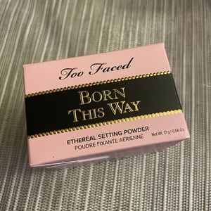 Too Faced born this way setting powder
